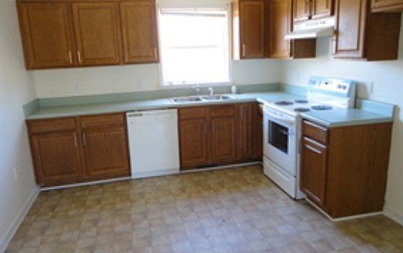 5th image of 509 Hunters Ln