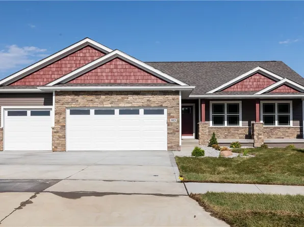 813 Fawn Ct, Mitchellville, IA 50169