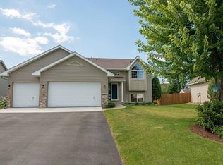 14652 Blueberry Ct, Rosemount, MN 55068