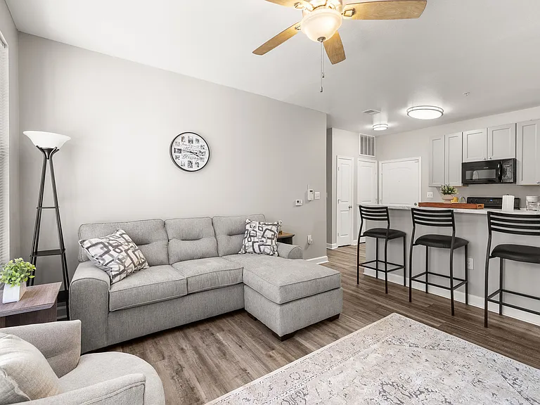 Aspen Ridge Apartments — Photo 6