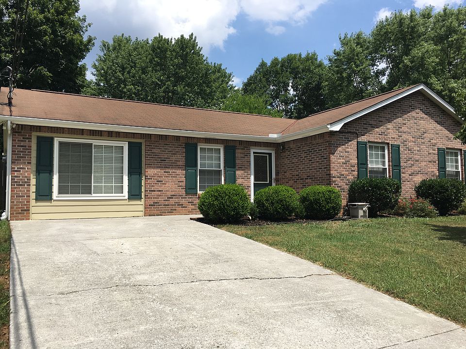 1st image of 1605 Buttercup Cir