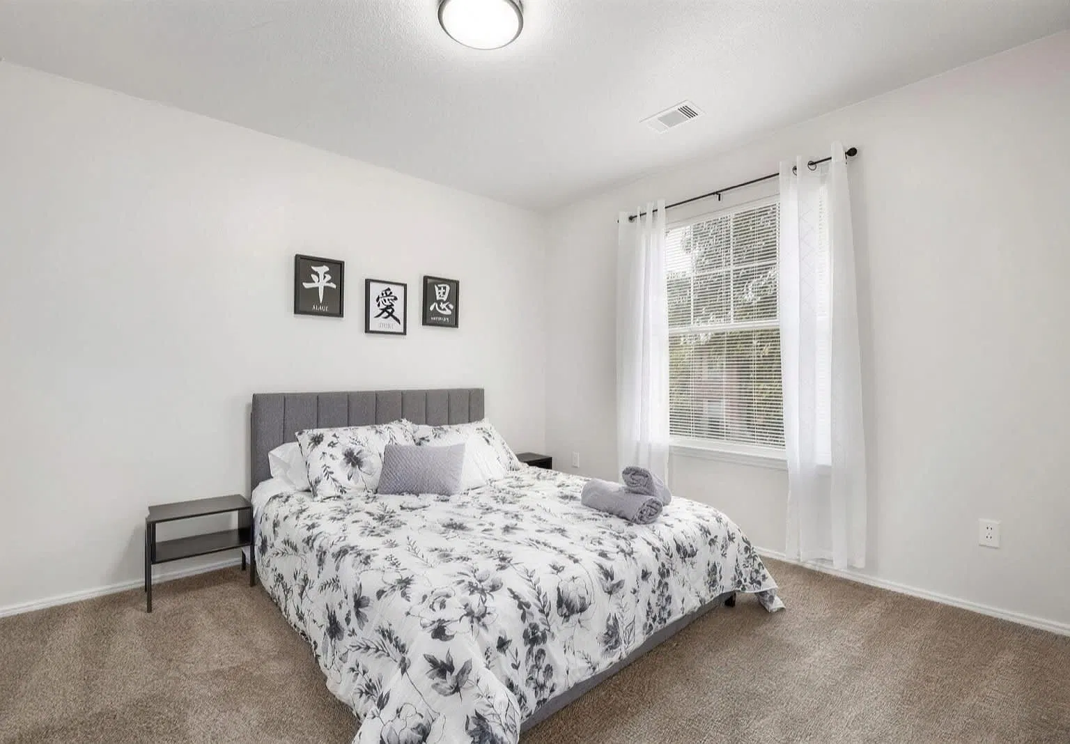 4 bed, $5,500 — Photo 2