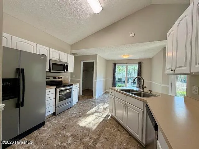 223 Bellhaven Dr — Photo 6