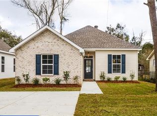 2028 Swan St, Slidell, LA 70460