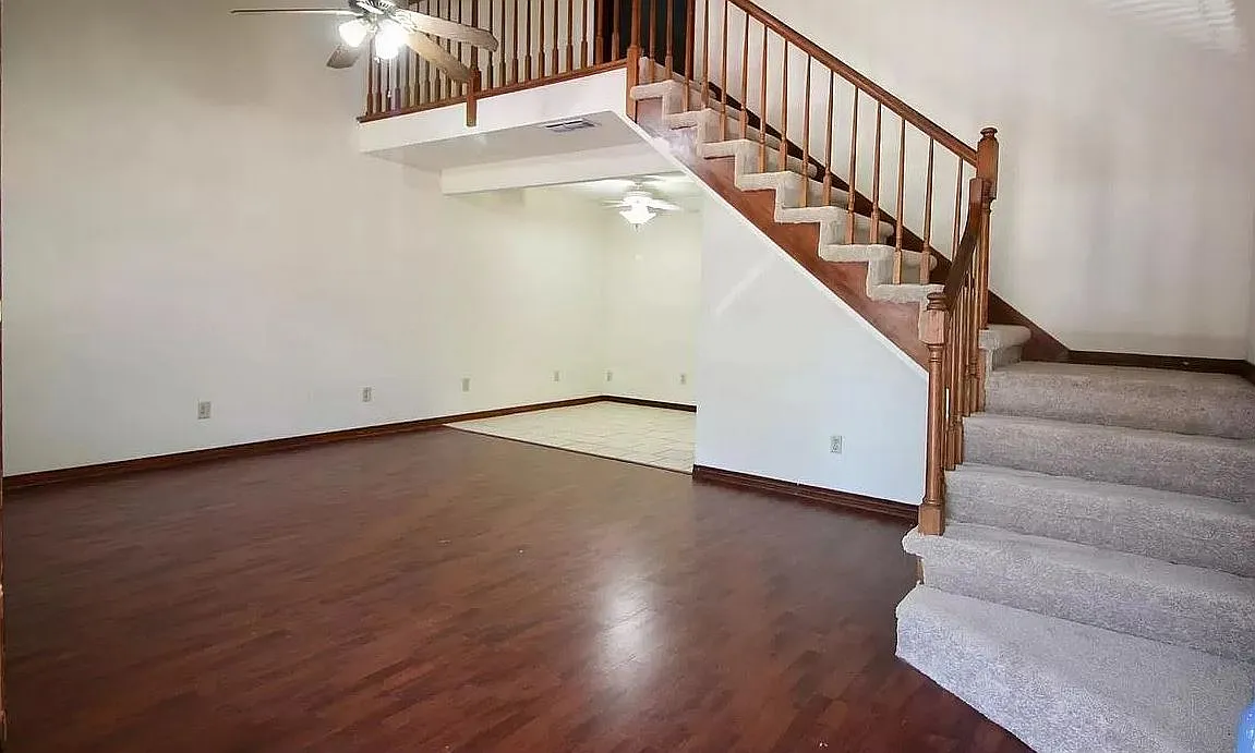 2 bed, 1200 sqft, $1,325 — Photo 4