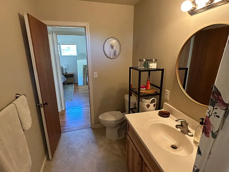718 Randall St #718 — Photo 14