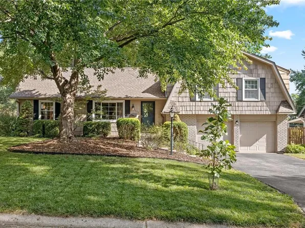 5632 W 92nd Pl, Overland Park, KS 66207