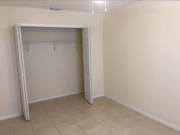 4th image of 1322 SE 8th Pl