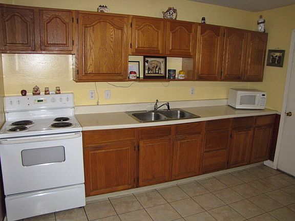 5th image of 994 Colonial Ave
