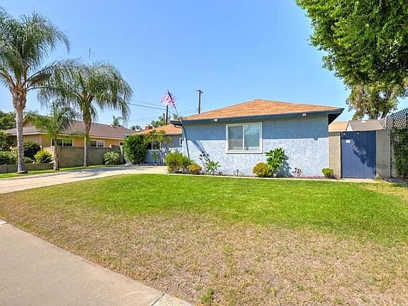 3rd image of 6097 Sheridan Way