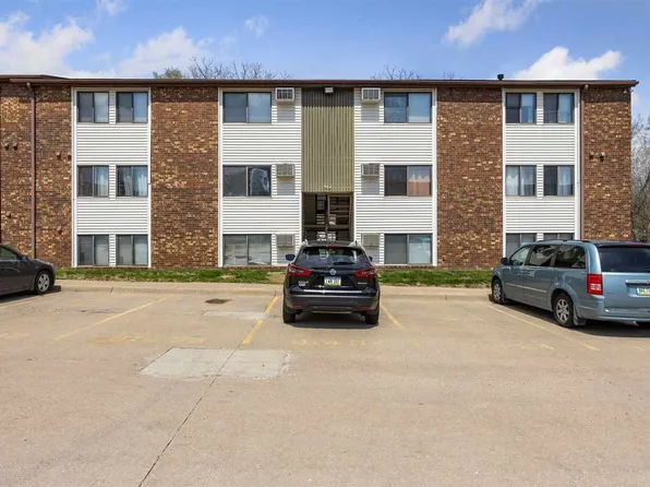 914 Benton Dr APT 13, Iowa City, IA 52246