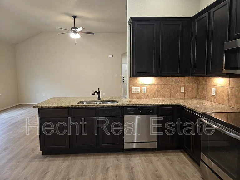 217 Kaspar Way #1 — Photo 10