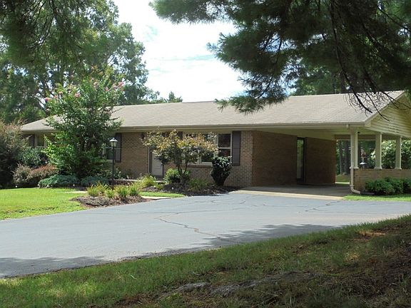 2nd image of 112 Hedrick Dr