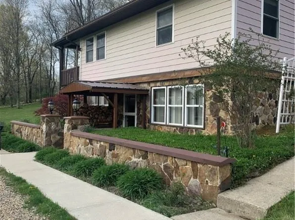 124 Manor St, Marion Center, PA 15759