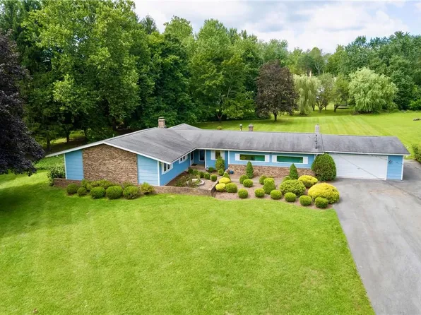 6 Old Brook Lane, Warwick, NY 10990