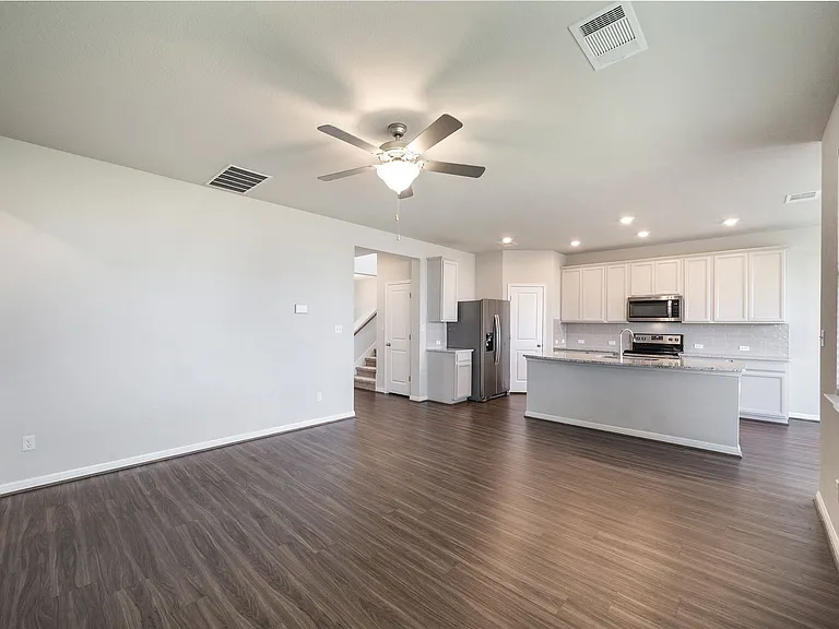 188 Shooting Star Dr — Photo 35