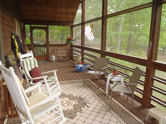 screened porch