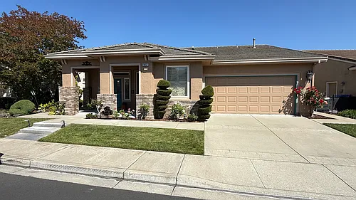 1457 Bismarck Ln Photo 1
