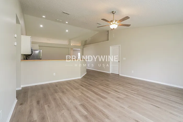 3159 Wavering Ln — Photo 5