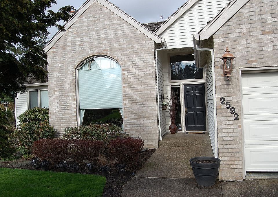 Exterior - Brick and Cedar