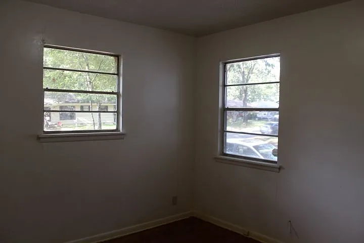 19 Exeter Dr — Photo 10