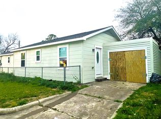 710 E Adoue St, Baytown, TX 77520