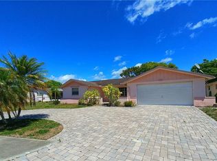 9210 Ledgestone Ln, Port Richey, FL 34668