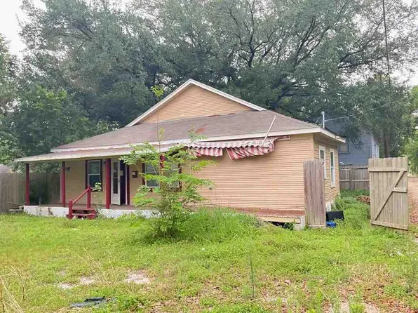 612 Ml King Jr St, Texas City, TX 77590