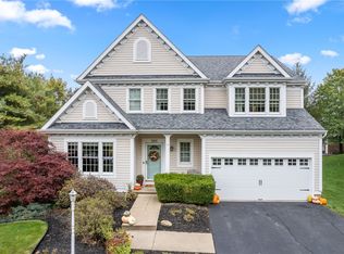 1001 Woodridge Dr, Canonsburg, PA 15317