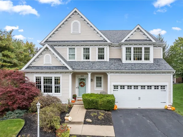 1001 Woodridge Dr, Canonsburg, PA 15317