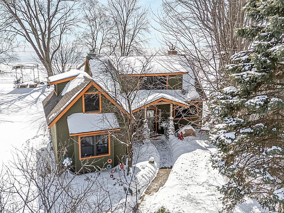 3rd image of 1783 Brighton Beach Rd