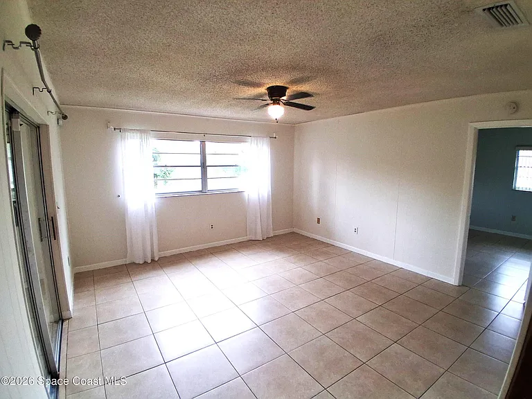 18 Forrell Ave — Photo 8