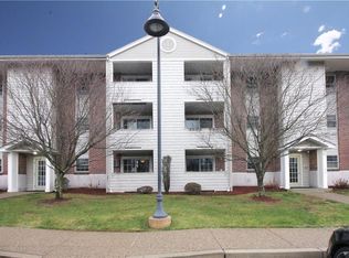 671 Metacom Ave UNIT 32, Bristol, RI 02809