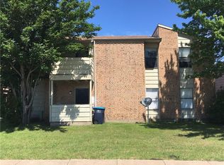 6140 Vega Dr, Fort Worth, TX 76133