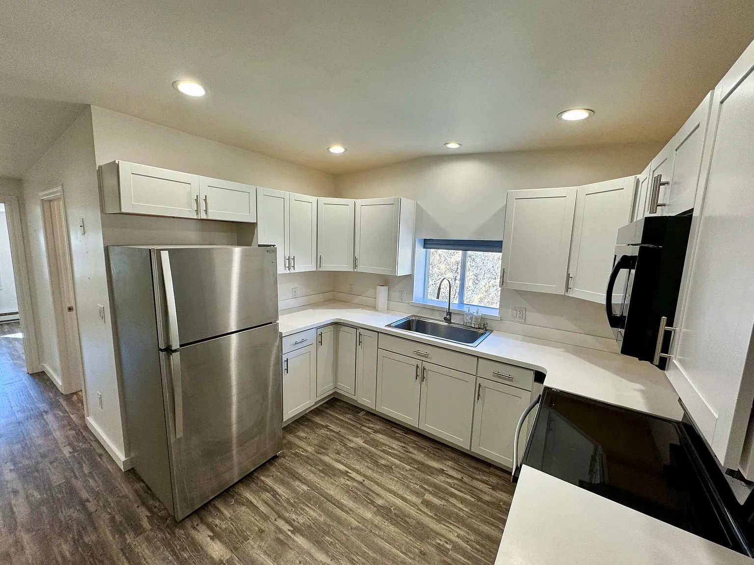 660 Brush Creek Rd — Photo 4