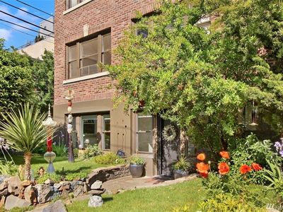 1136 13th Ave #B, Seattle, WA, 98122