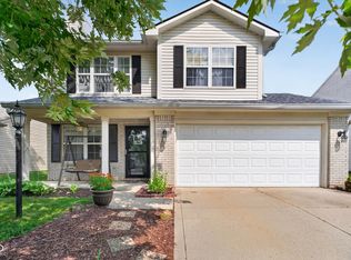 19316 Prairie Crossing Dr, Noblesville, IN 46062