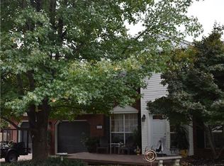 122 N Ozark St, Prairie Grove, AR 72753