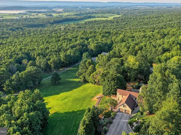 3035 Stillhouse Hollow Rd, Shippensburg, PA 17257