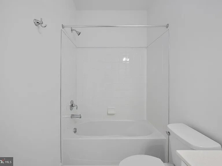 2536 Neabsco Common Pl — Photo 20
