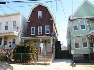 44 Dwight St, Jersey City, NJ 07305