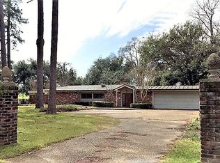 101 Riverside Street, Vidalia, LA --