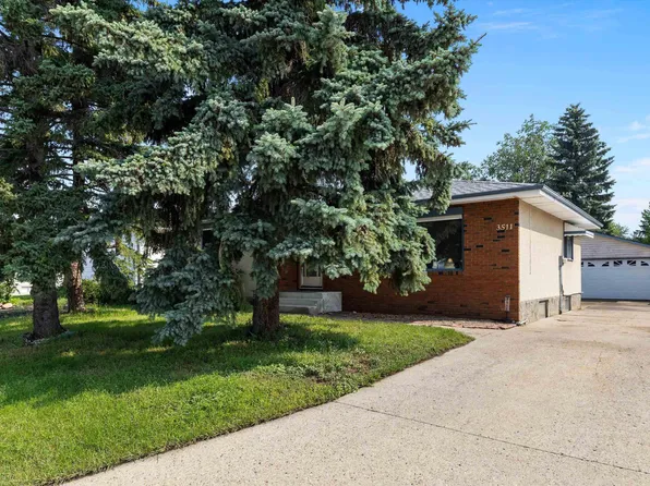 3511 73rd St NW, Edmonton, AB T6K 0M2