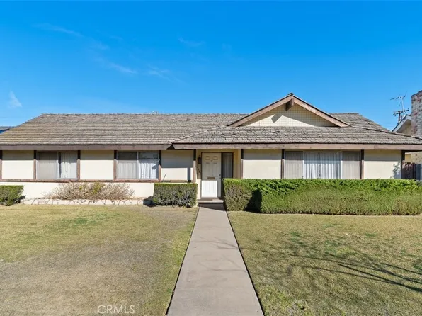 5541 Heil Ave, Huntington Beach, CA 92649