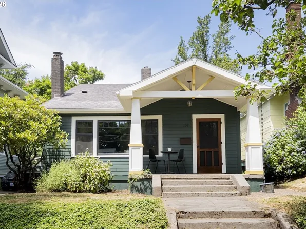 3011 SE Tibbetts St, Portland, OR 97202