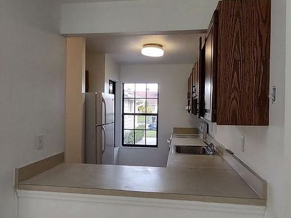2nd image of 1476 SE Colchester Cir
