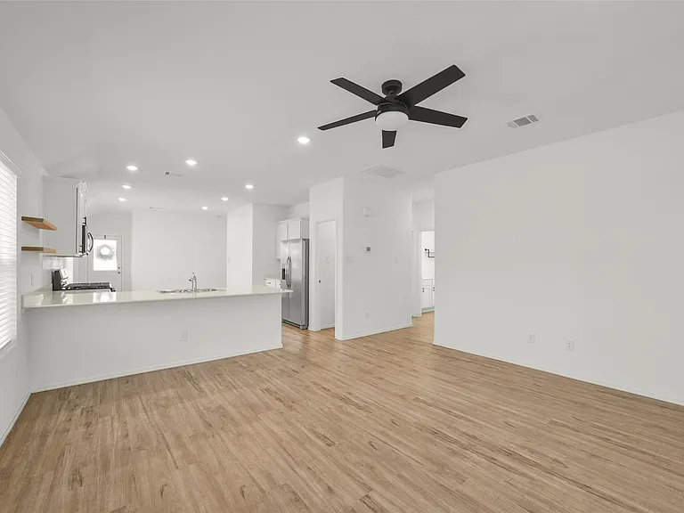 3003 Halleton Ct — Photo 5