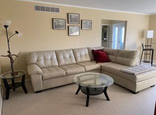 4113 Telegraph Rd #C-121, Bloomfield Hills, MI 48302