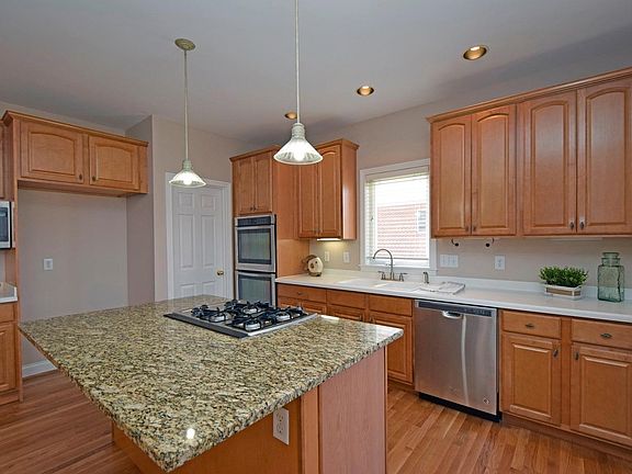 5th image of 6386 Caddies Way