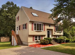 12 Douglas Ave, Methuen, MA 01844